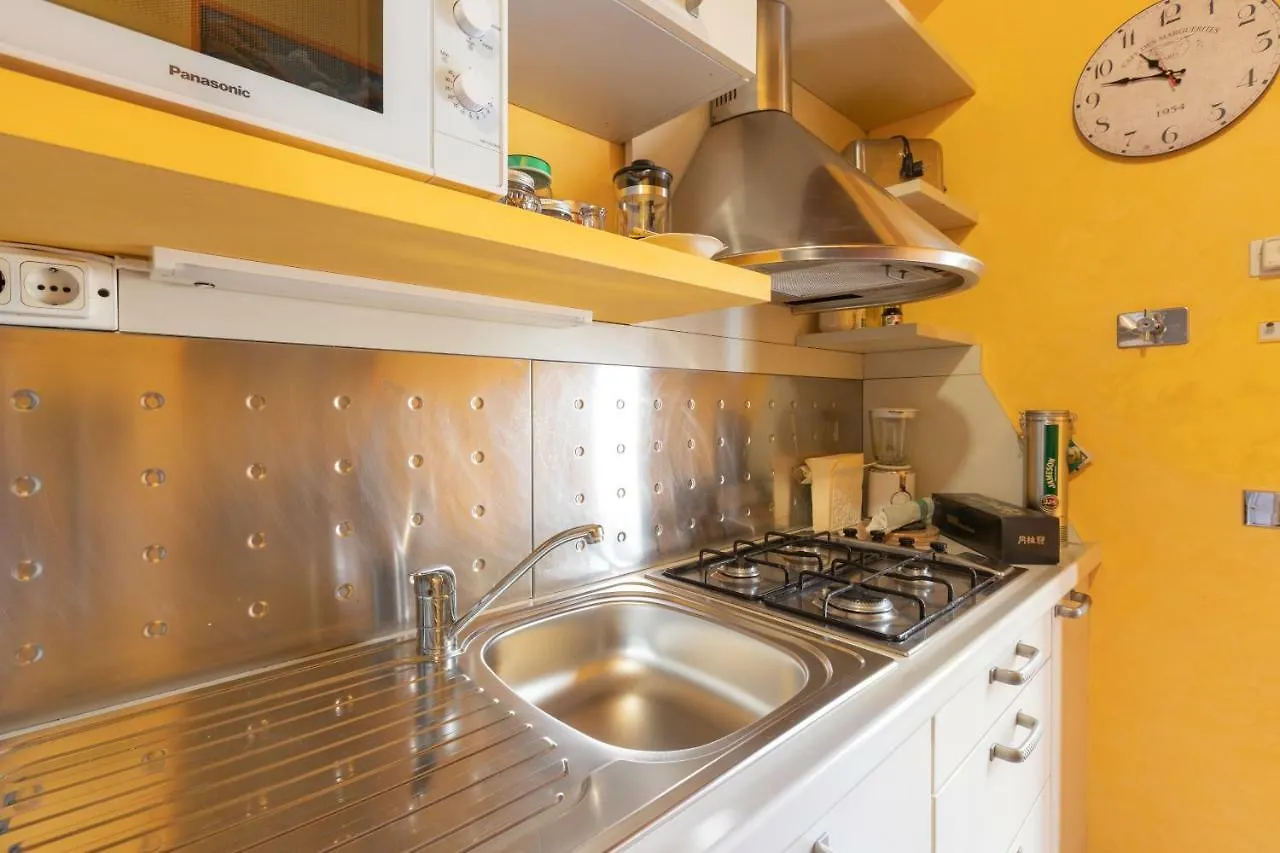 Apartament Spanish Steps Casa Nes Rzym 0*,  Włochy